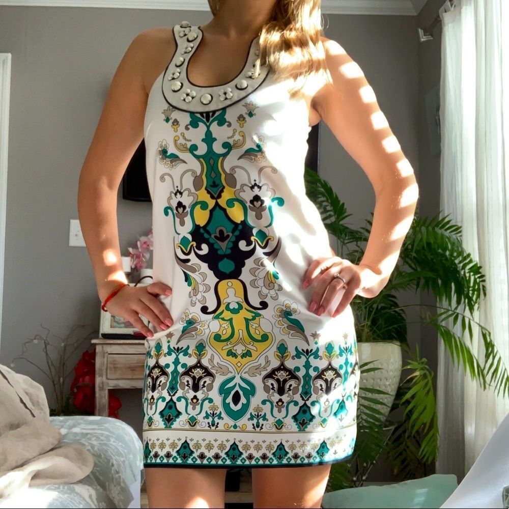 Laundry by Shelli Segal white beaded dress, size 2